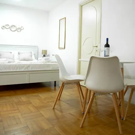 Apartment Shabby Shic Studio Al Palatino Rom
